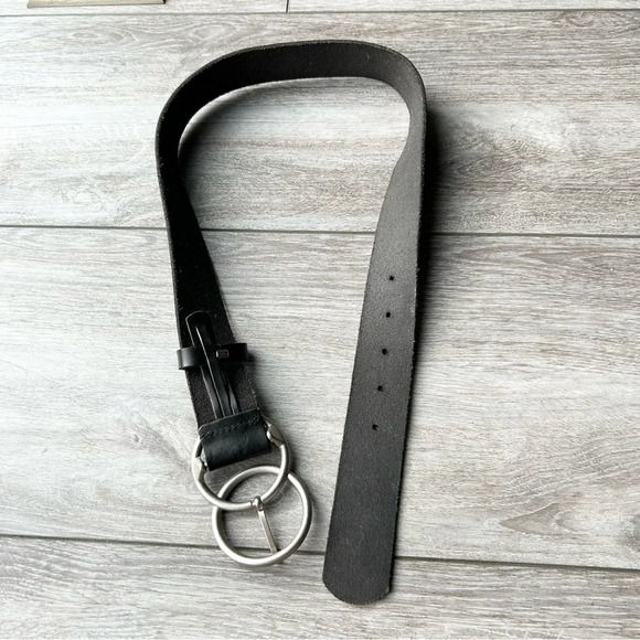 Urban Outfitters Black Leather Double Ring Buckle Belt - Picture 5 of 11